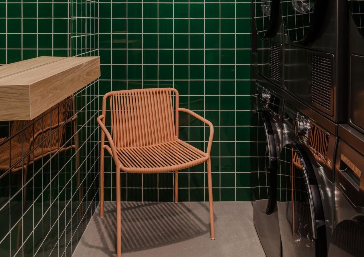 Plantonia Aparthotel Краков Экстерьер фото